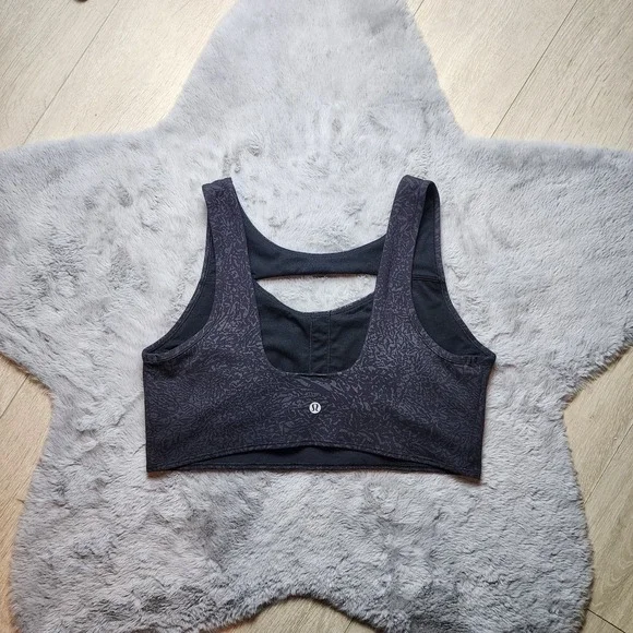 Lululemon Black Everlux Cut-out Train Bra Size 12 - Picture 3 of 7